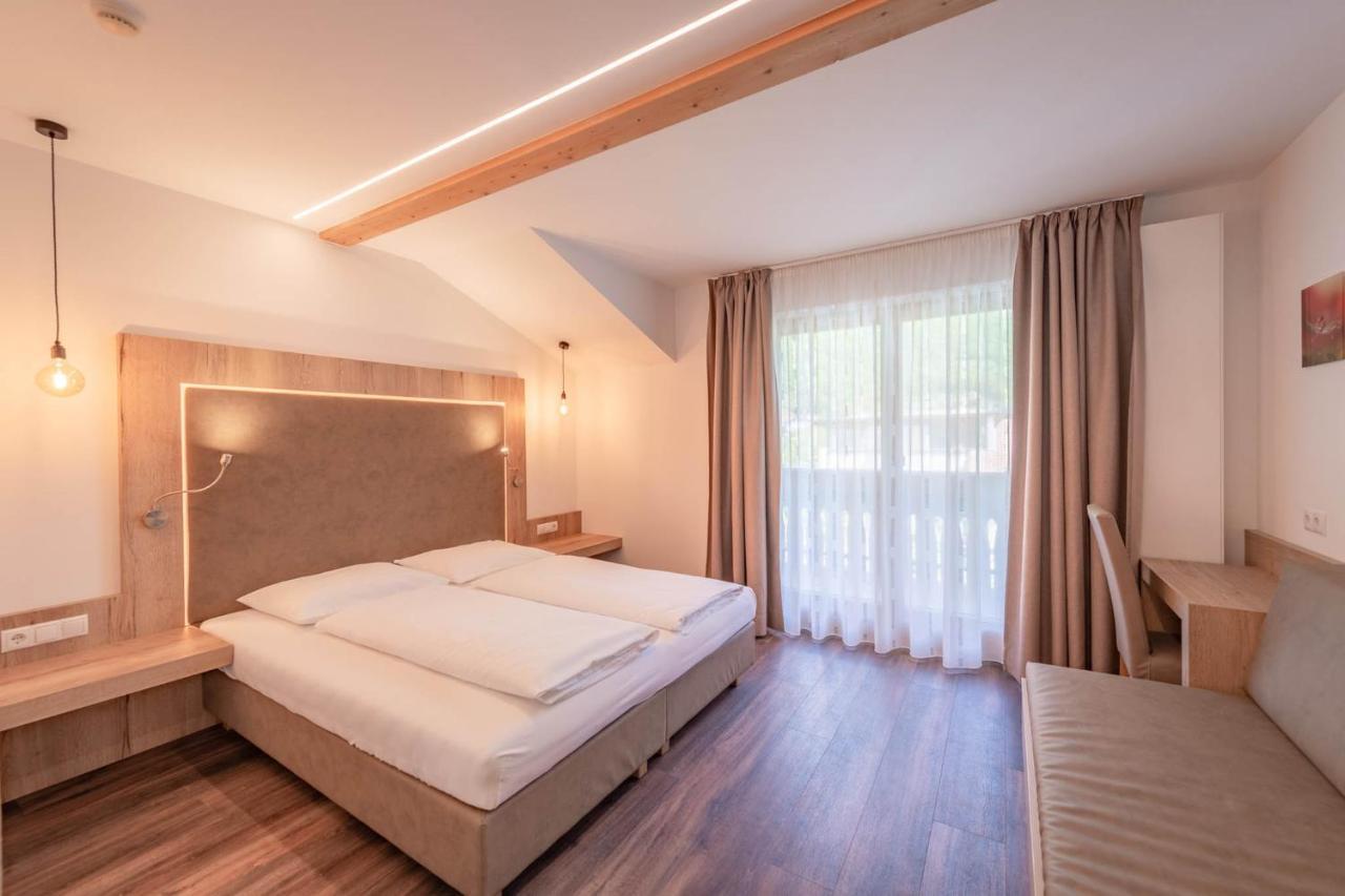 Hotel Christine Gargazzone Luaran gambar