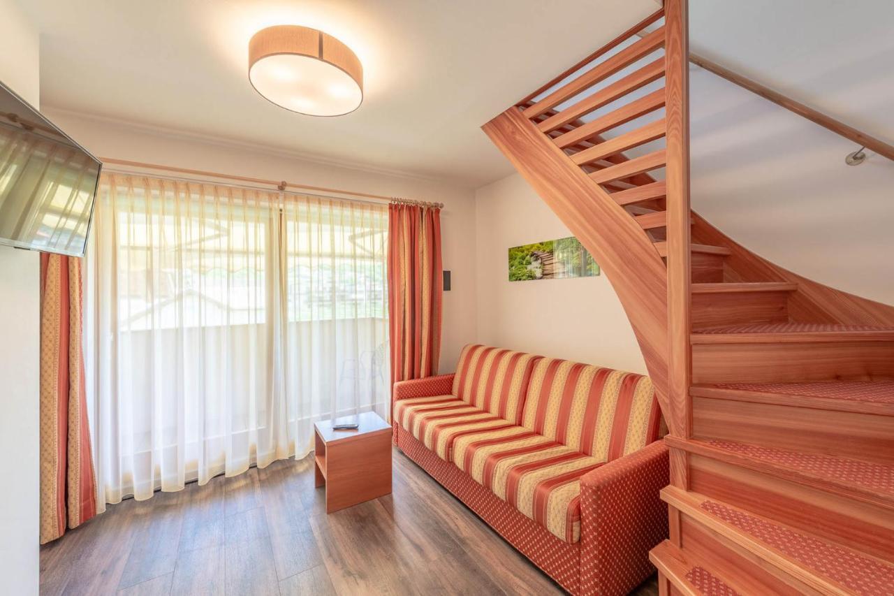 Hotel Christine Gargazzone Luaran gambar