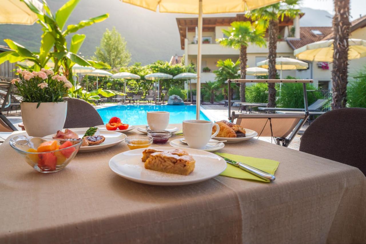Hotel Christine Gargazzone Luaran gambar