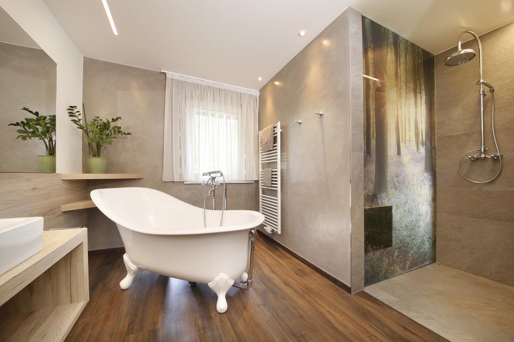 Hotel Christine Gargazzone Luaran gambar
