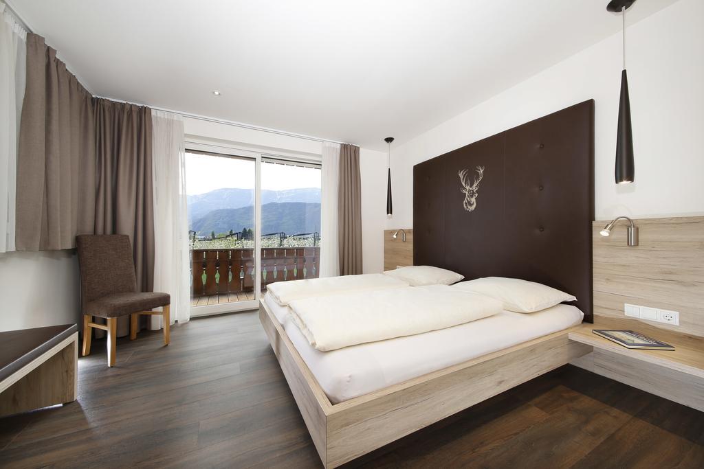 Hotel Christine Gargazzone Luaran gambar